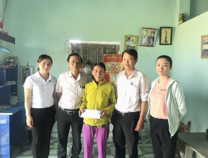 Hỗ trợ 116 triệu đồng giúp hộ dân địa phương thoát nghèo