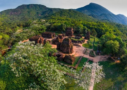 Ban Quản lý DSVH Mỹ Sơn cùng chung tay chăm lo Tết người nghèo