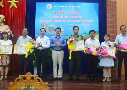 BQL DSVH Mỹ Sơn nhận bằng khen về công tác quản lý môi trường du lịch