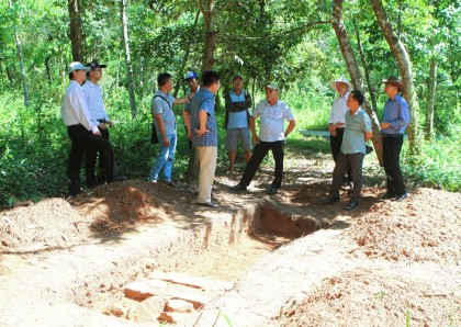 Báo cáo sơ bộ kết quả thăm dò khảo cổ học phế tích kiến trúc đường dẫn ở khu vực tháp K, Khu đền tháp Mỹ Sơn