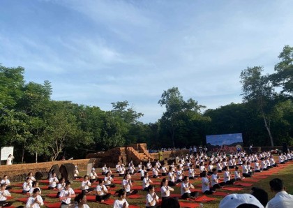 NGÀY QUỐC TẾ YOGA LẦN THỨ 8 DIỄN RA  TẠI KHU ĐỀN THÁP MỸ SƠN