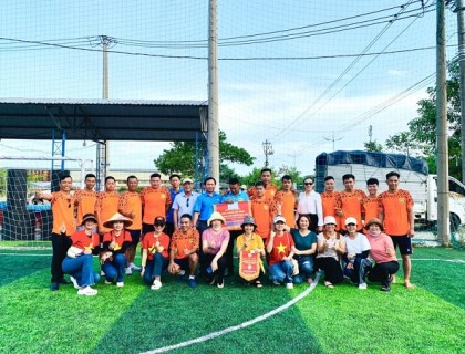 Công đoàn Mỹ Sơn đạt giải nhất môn bóng đá nam khối hành chính sự nghiệp do Liên đoàn Lao động huyện Duy Xuyên tổ chức