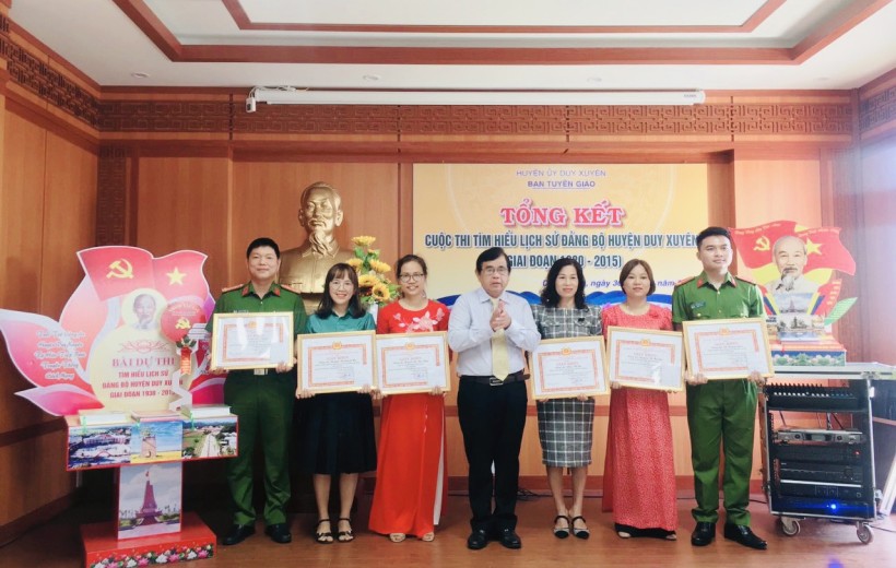 TỔNG KẾT TRAO GIẢI CUỘC THI TÌM HIỂU LỊCH SỬ ĐẢNG BỘ HUYỆN DUY XUYÊN GIAI ĐOẠN 1930 – 2015